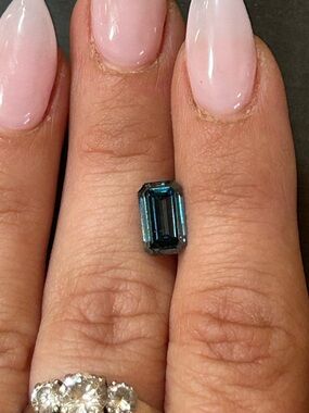 Loose Diamond 2.02 Carat Fancy Ocean Blue Emerald Cut VS1/2